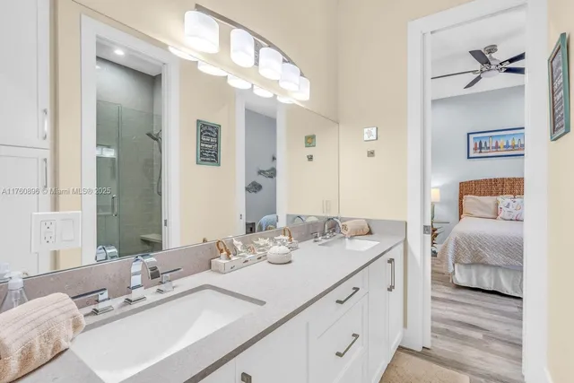 $3,499,000 | 145 Venetian Drive, Islamorada, FL 33036