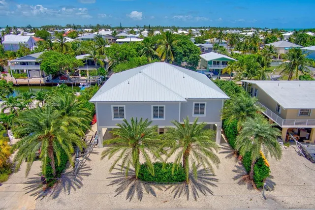 $3,499,000 | 145 Venetian Drive, Islamorada, FL 33036