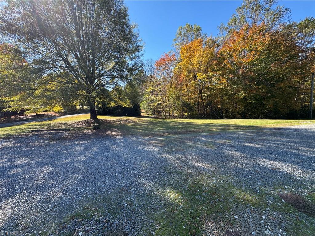 1121 Westmoreland Farm Road King, NC 27021 - Photo 18 of 49