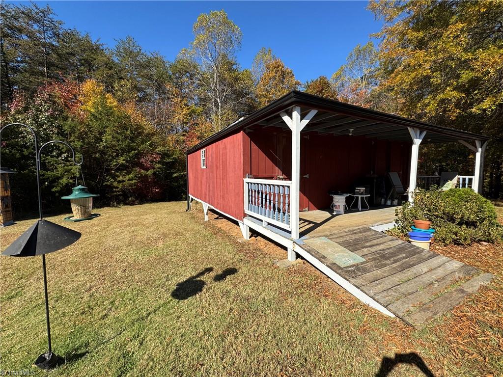 1121 Westmoreland Farm Road King, NC 27021 - Photo 24 of 49