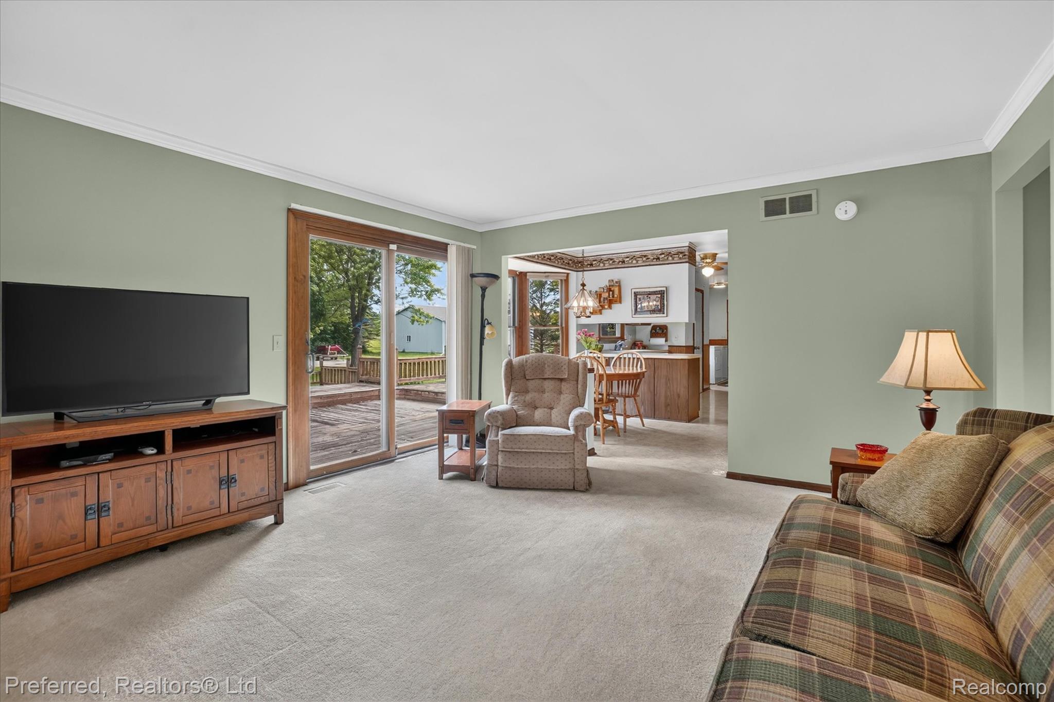 9065 East Richfield Road Davison, MI 48423 - Photo 20 of 75 Living room