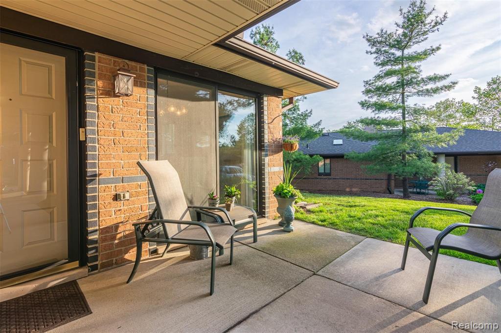 975 Wexford Way Rochester Hills, MI 48307 - Photo 11 of 30
