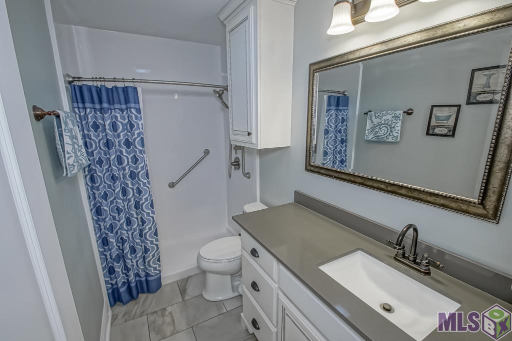 17172 Deer Meadow Avenue Baton Rouge, LA 70816 - Photo 12 of 20