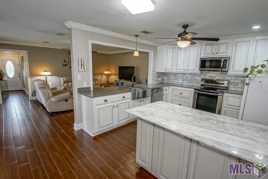 17172 Deer Meadow Avenue Baton Rouge, LA 70816 - Photo 9 of 20