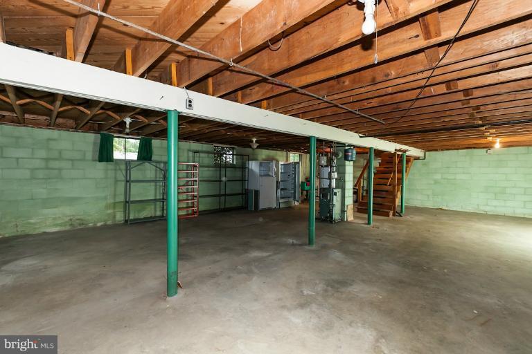 303 Farragut Road Annapolis, MD 21401 - Photo 22 of 28 Basement