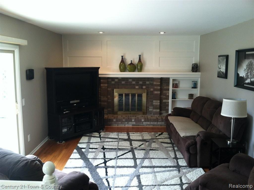 2776 Ranieri Drive Troy, MI 48085 - Photo 5 of 24 IMG_1383.JPG