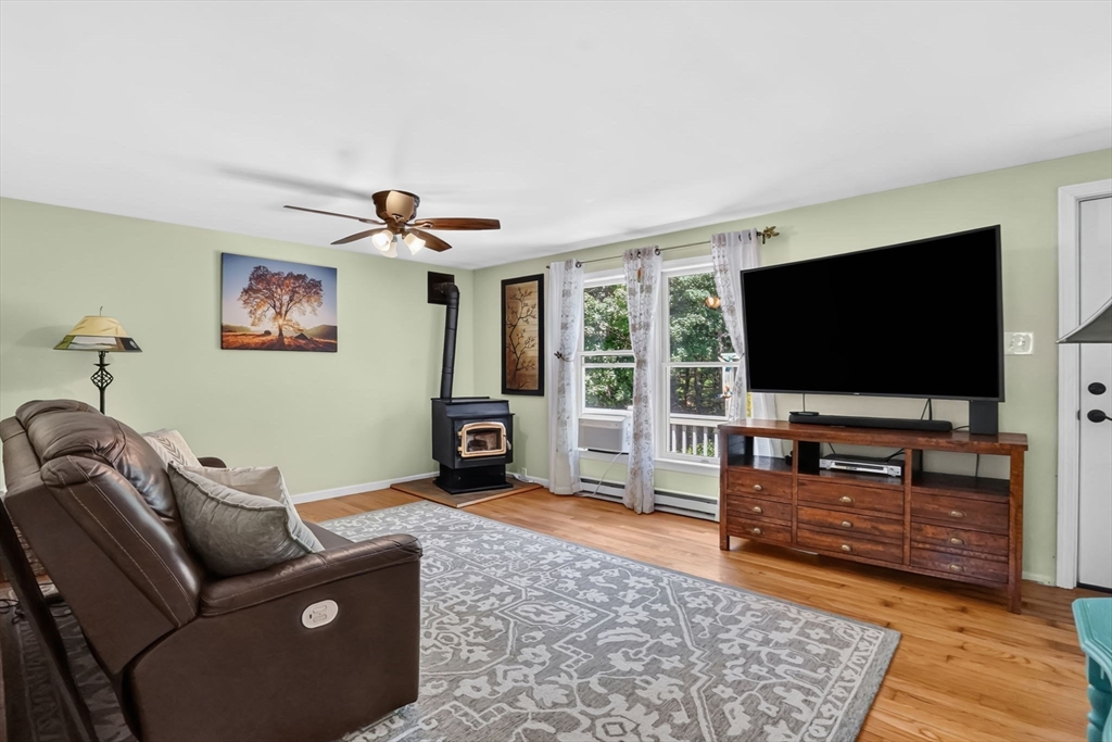 55 Southampton Road Westhampton, MA 01027 - Photo 12 of 38