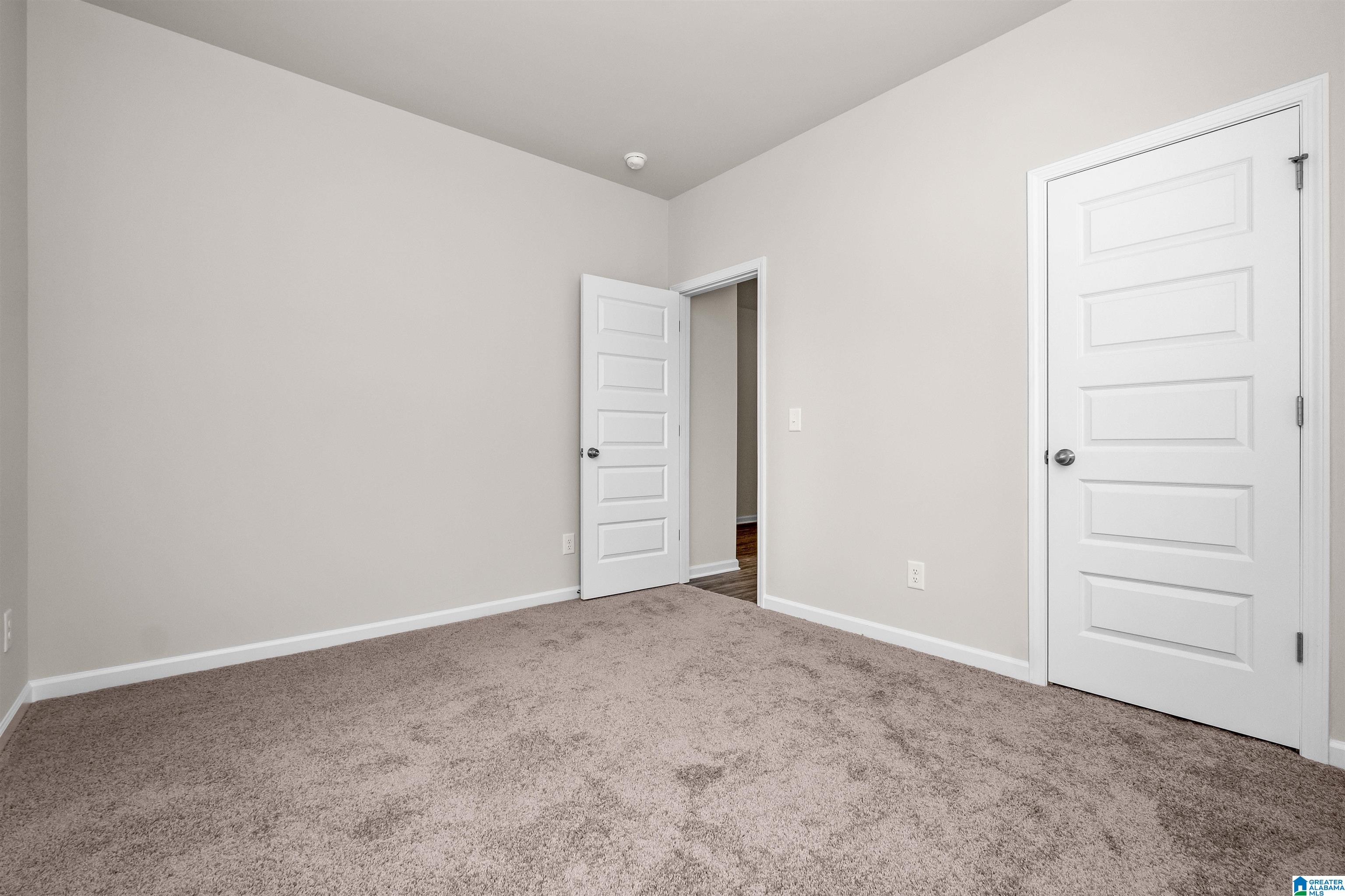 435 Ridgefield Drive Odenville, AL 35120 - Photo 11 of 34