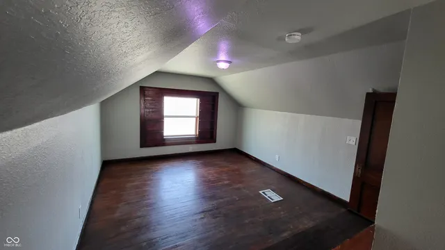 $1,400 | 1604 West 11th Street, Anderson, IN 46016