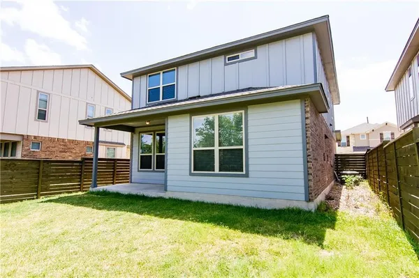 $1,895 | 3651 Sandy Brook Drive, Unit 233, Round Rock, TX 78665