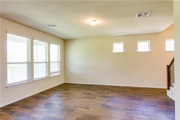 $1,895 | 3651 Sandy Brook Drive, Unit 233, Round Rock, TX 78665