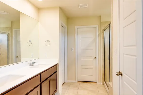$1,895 | 3651 Sandy Brook Drive, Unit 233, Round Rock, TX 78665