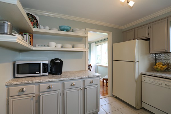 84 Highgate Road Marlborough, MA 01752 - Photo 8 of 23 Gallery Image 8