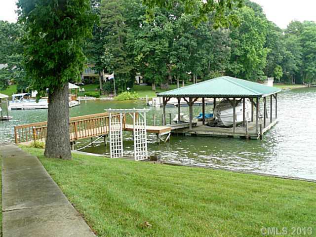 3986 Lake Shore Road South Denver, NC 28037 - Photo 3 of 16
