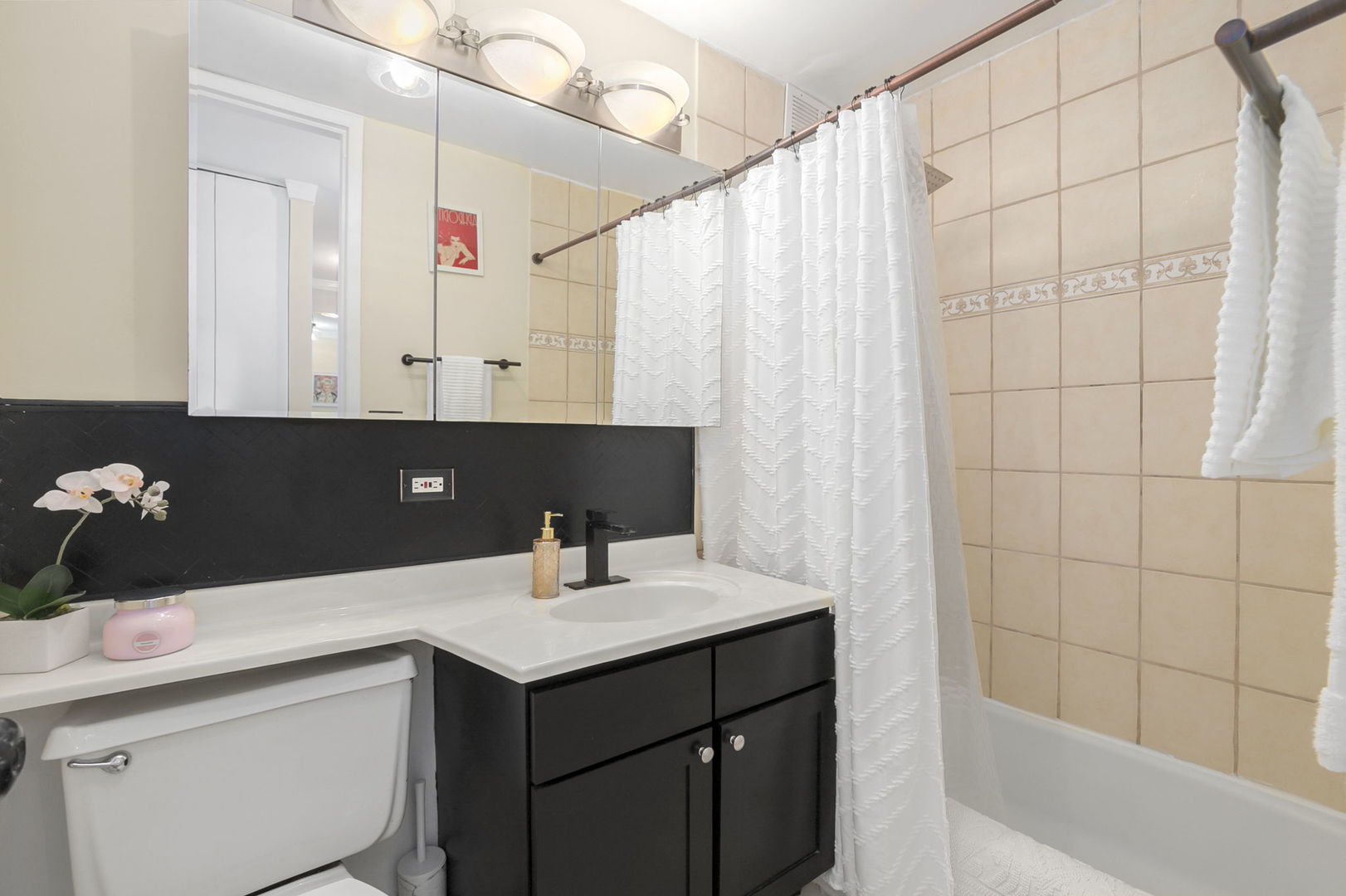 655 West Irving Park Road, Unit 5308 Chicago, IL 60613 - Photo 11 of 28 Gallery Image 11