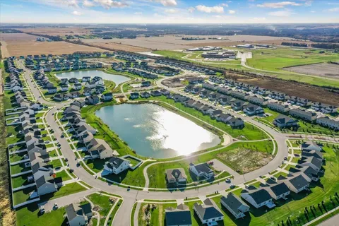 $314,900 | 14556 Clover Avenue, Cedar Lake, IN 46303