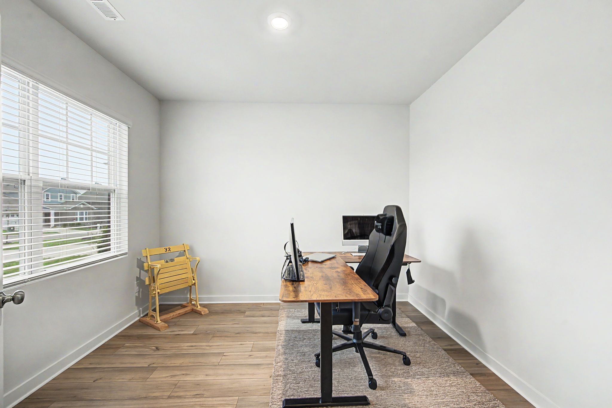 1039 Ewell Farm Drive Spring Hill, TN 37174 - Photo 14 of 70 a workspace with furniture and a window