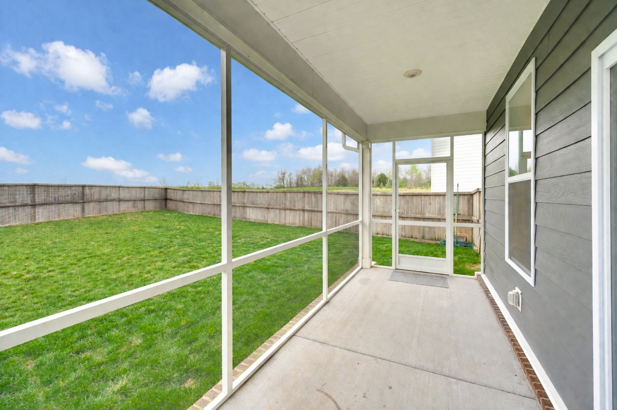1039 Ewell Farm Drive Spring Hill, TN 37174 - Photo 7 of 70 a view of outdoor space and yard