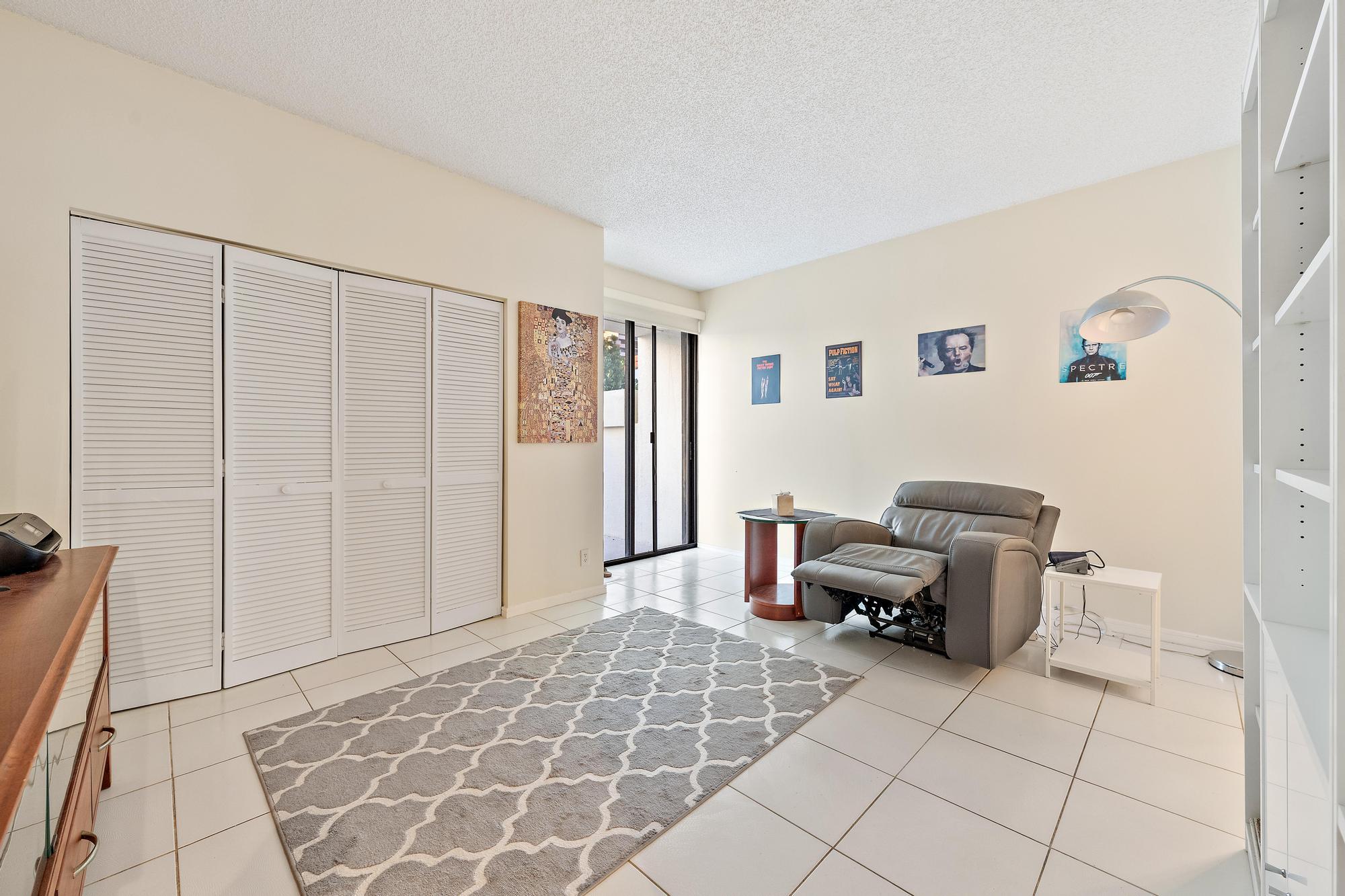 3970 North Ocean Drive, Unit 6 Singer Island, FL 33404 - Photo 21 of 55 Guest Suite