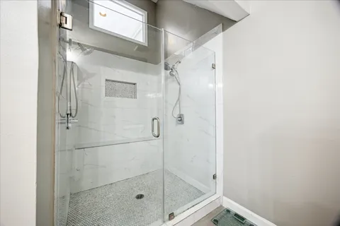 $639,000 | 2413 Kingston Street, Houston, TX 77019