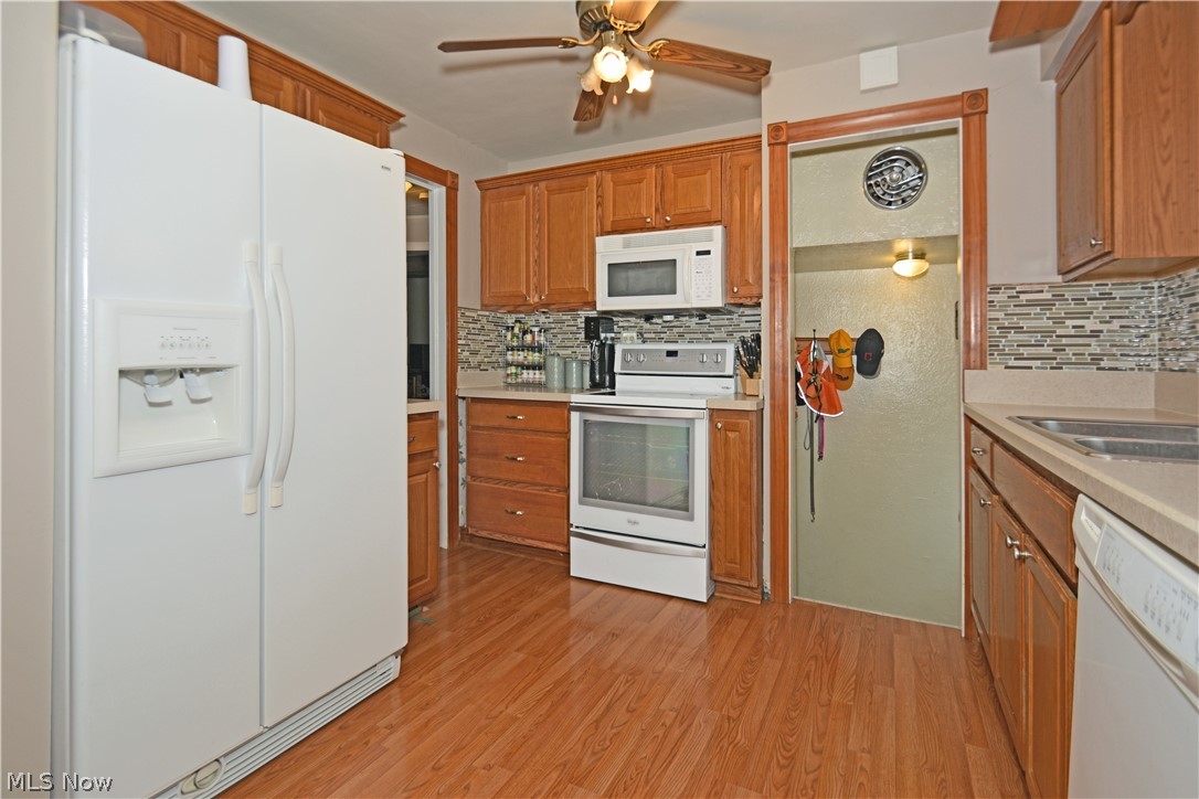 21975 Eaton Road Cleveland, OH 44126 - Photo 7 of 24 Gallery Image 7