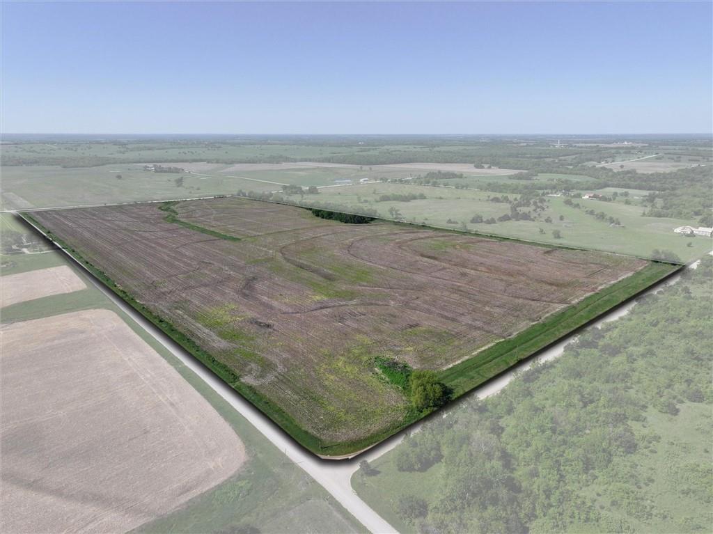 475 Shawnee Road Pomona, KS 66076 - Photo 2 of 14