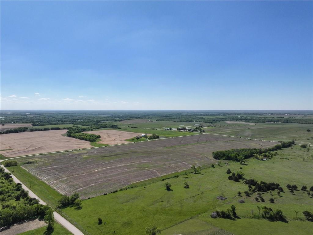 475 Shawnee Road Pomona, KS 66076 - Photo 9 of 14