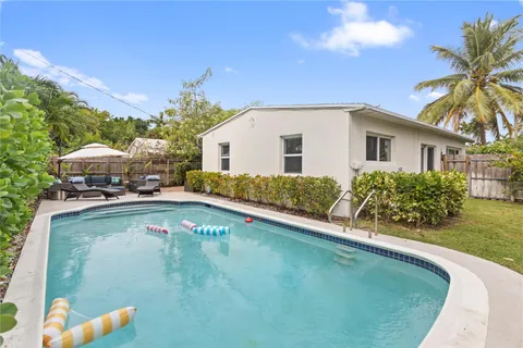 $849,000 | 1736 Northeast 18th Street, Fort Lauderdale, FL 33305