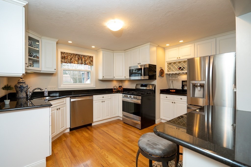 60 Terry Road West Springfield, MA 01089 - Photo 5 of 42 Gallery Image 5