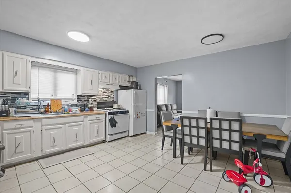 $579,000 | 54 Jefferson Avenue, Pawtucket, RI 02860