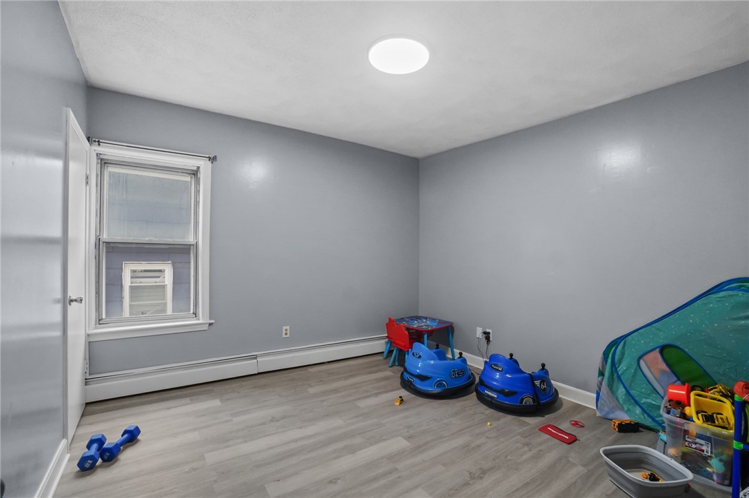 54 Jefferson Avenue Pawtucket, RI 02860 - Photo 9 of 15