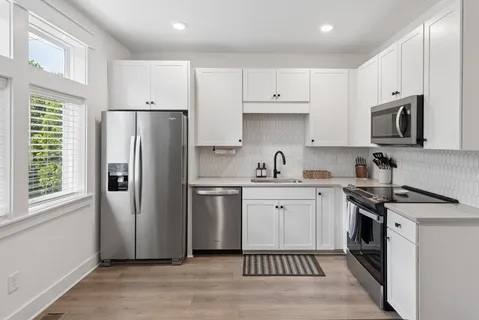 $479,900 | 332 Douglas Avenue, Nashville, TN 37207