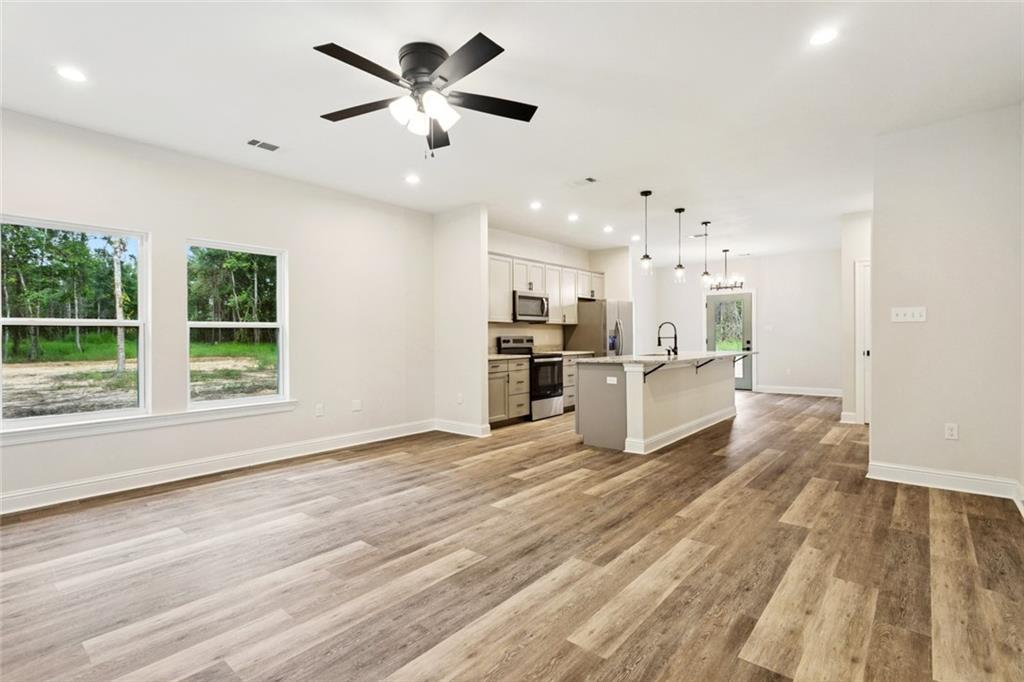 28535 Berry Todd Road Lacombe, LA 70445 - Photo 5 of 23 Gallery Image 5