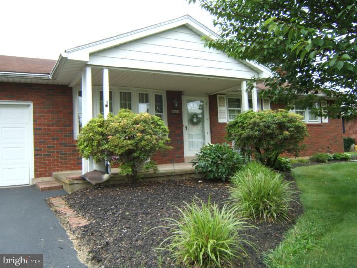 61 Colonial Road Allentown, PA 18109 - Photo 1 of 20 Gallery Image 1