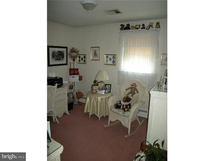 61 Colonial Road Allentown, PA 18109 - Photo 11 of 20 Gallery Image 11
