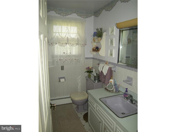 61 Colonial Road Allentown, PA 18109 - Photo 12 of 20 Gallery Image 12