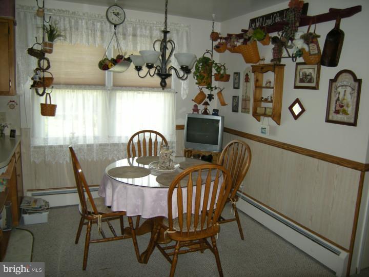 61 Colonial Road Allentown, PA 18109 - Photo 4 of 20 Gallery Image 4