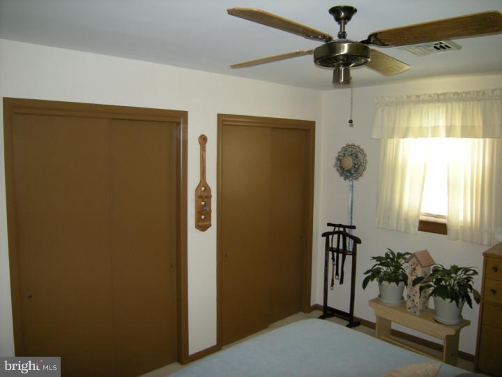 61 Colonial Road Allentown, PA 18109 - Photo 9 of 20 Gallery Image 9