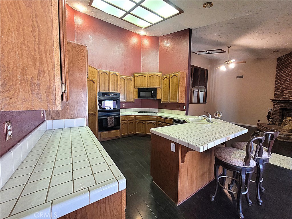 13889 Olathe Road Apple Valley, CA 92307 - Photo 23 of 39