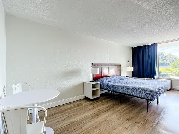 $975 | 4645 North Socrum Loop Road, Unit 101, Lakeland, FL 33809