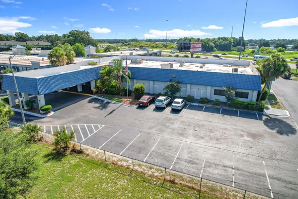 $975 | 4645 North Socrum Loop Road, Unit 101, Lakeland, FL 33809