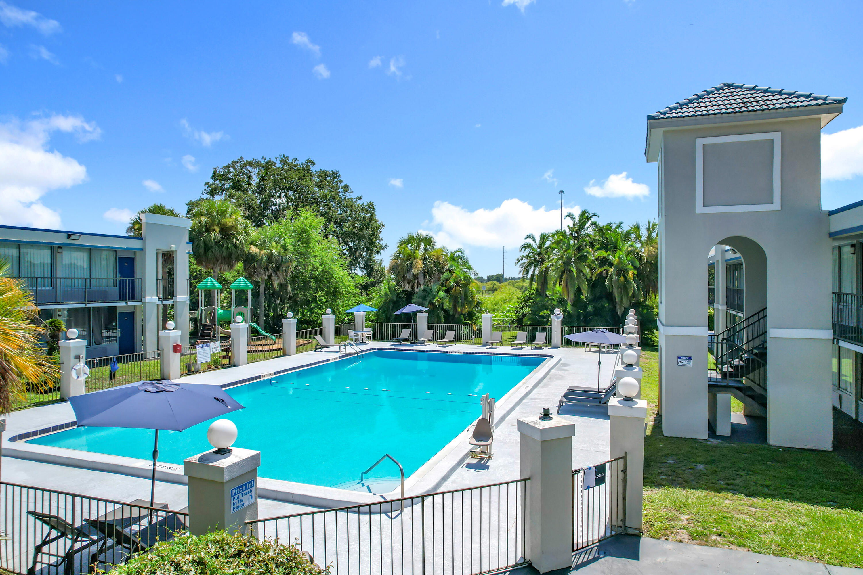 4645 North Socrum Loop Road, Unit 101 Lakeland, FL 33809 - Photo 5 of 23 Stayable Lakeland - 4645 N Socrum Loop R