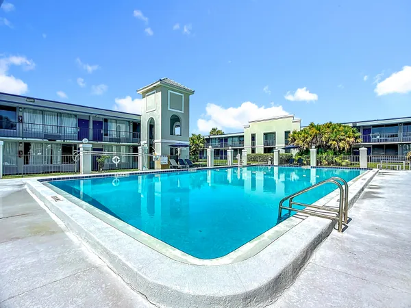 $975 | 4645 North Socrum Loop Road, Unit 101, Lakeland, FL 33809