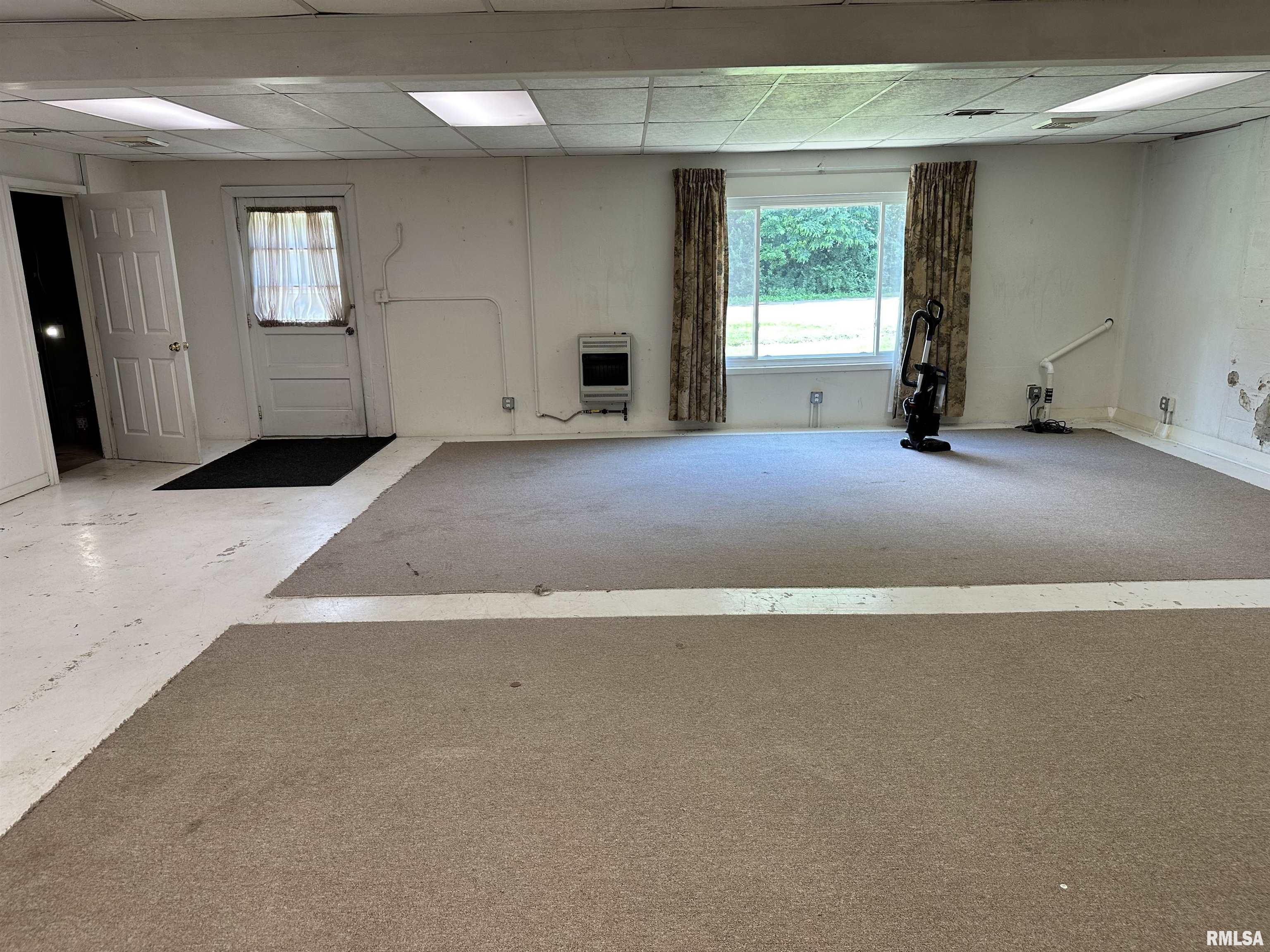 2401 Springfield Road East Peoria, IL 61611 - Photo 12 of 27 Gallery Image 12