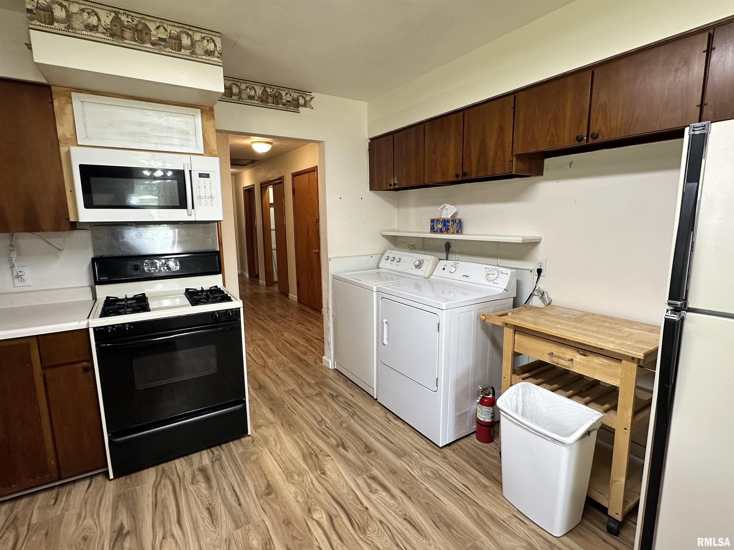 2401 Springfield Road East Peoria, IL 61611 - Photo 14 of 27 Gallery Image 14