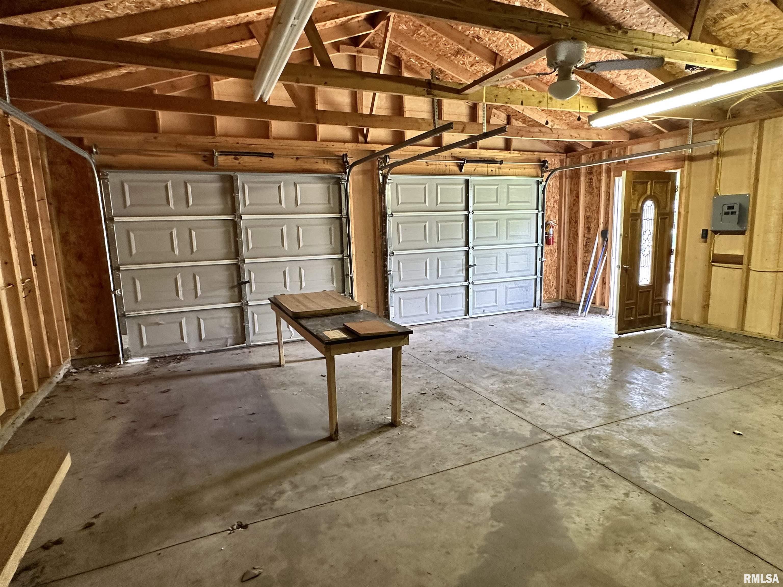 2401 Springfield Road East Peoria, IL 61611 - Photo 7 of 27 Gallery Image 7