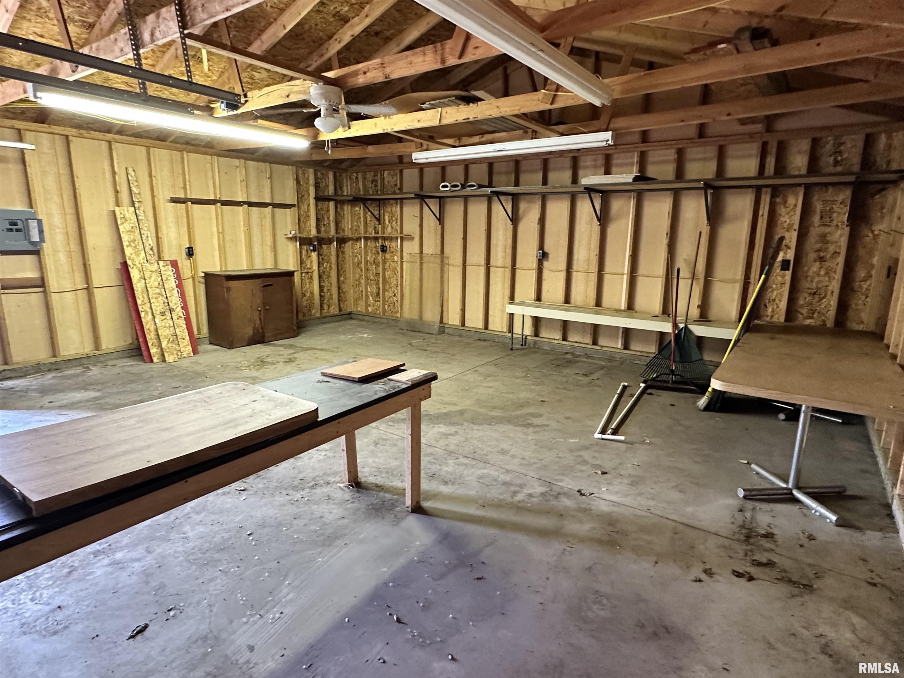2401 Springfield Road East Peoria, IL 61611 - Photo 8 of 27 Gallery Image 8