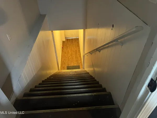 $1,400 | 100 Elizabeth Street, Unit C, Picayune, MS 39466