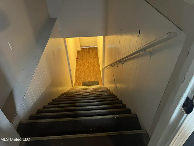 $1,400 | 100 Elizabeth Street, Unit C, Picayune, MS 39466