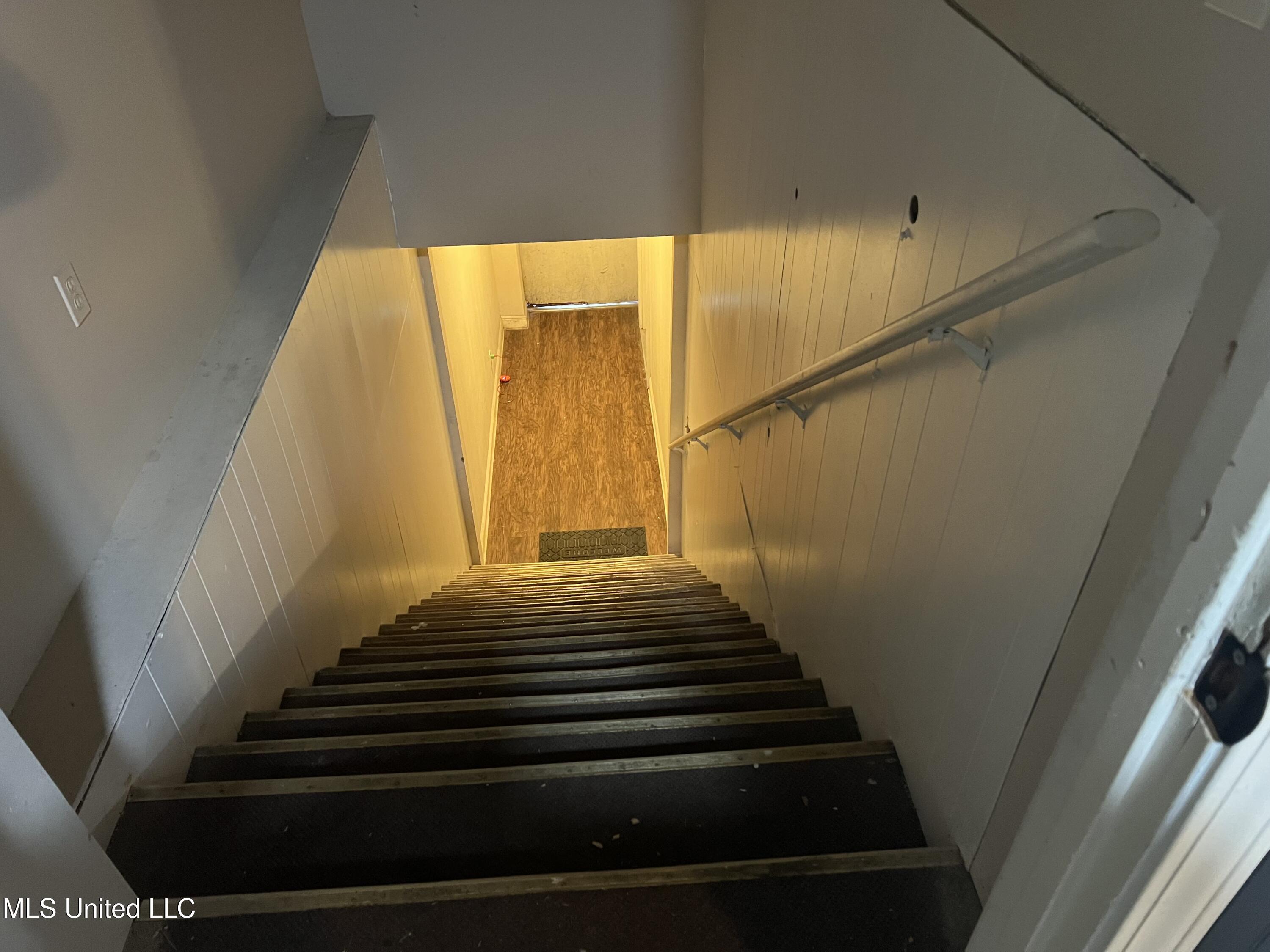 100 Elizabeth Street, Unit C Picayune, MS 39466 - Photo 2 of 20 Photo Nov 11 2025, 1 38 46 PM